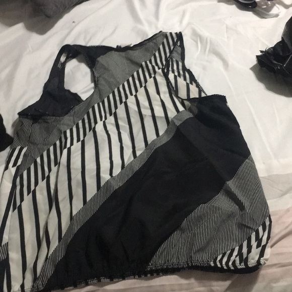 I am selling a tank top from my 2000s collection. - Picture 4 of 4